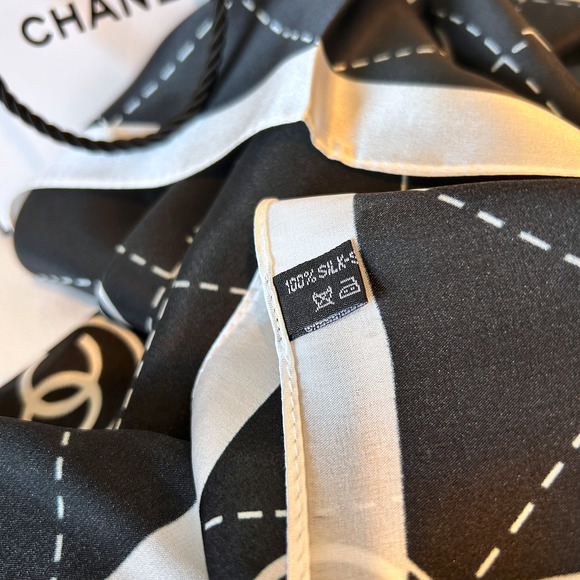 100% SILK Luxury Scarf Designer Logo 20" White on Black Glam Coquette Couture - Picture 5 of 5